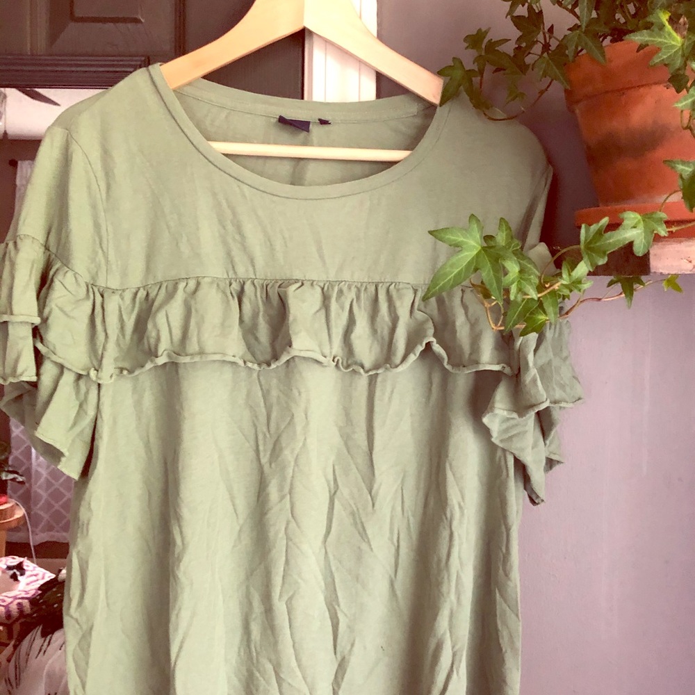 Ruffled top